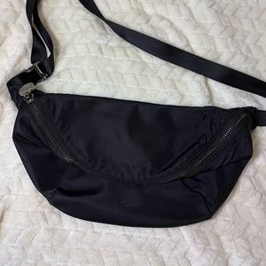 Stoney Clover Lane Jumbo Jet Fanny